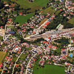 Flugwegposition um 12:31:54: Aufgenommen in der Nähe von Gemeinde Puchberg am Schneeberg, Österreich in 2006 Meter